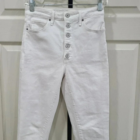 Abercrombie & Fitch Women’s Size 26/2L Super Skinny High Rise White Stretch Jean - Picture 3 of 9